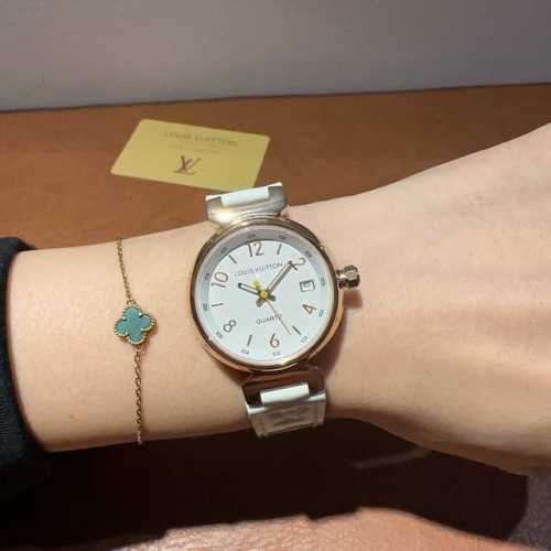 Lv Louis Vuitton 3-pin Super Fire model sapphire mirror, imported quartz, stainl