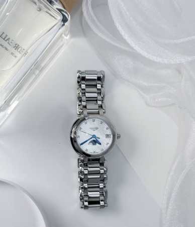 This Longines Heart Moon watch perfectly embodies the soft and romantic essence - Click Image to Close