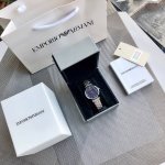 Original genuine special channel goods! Armani Armani women's watch. A must-have
