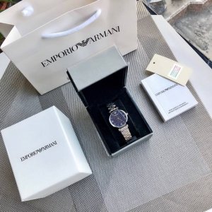 Original genuine special channel goods! Armani Armani women's watch. A must-have