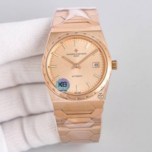 Retro yet stylish, highly sought after by many celebrities, Vacheron Constantin