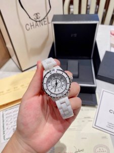 High-quality ceramic Chanel J12 quartz women's watch, ceramic material, pebble