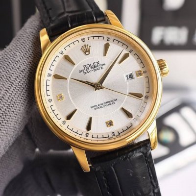 Gold + 50's latest hot-selling Rolex men's watch features a unique dial design,