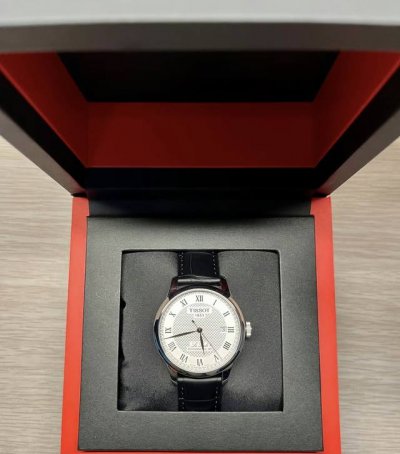 Tissot Le Locle: A Perfect Blend of Classicism and QualityMy dears, today I'm sh
