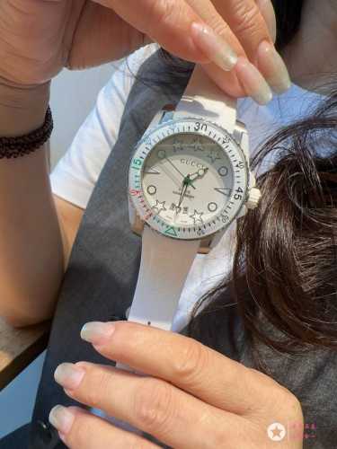 Upgraded Original Quality Gucci New Unisex Dive Watch, 40mm case diameter, dial