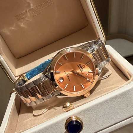 Diamond-encrusted Omega Seamaster New Dial Exuding a unique temperament from th - Click Image to Close