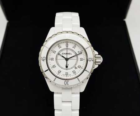 Chanel J12 Series H1628 White Ceramic Watch Model: H1628 Case Diameter: 33mm Ce - Click Image to Close