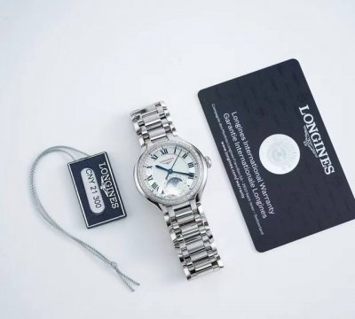 Longines Heart Moon Starry Night Watch: A dazzling display of stars, timeless on