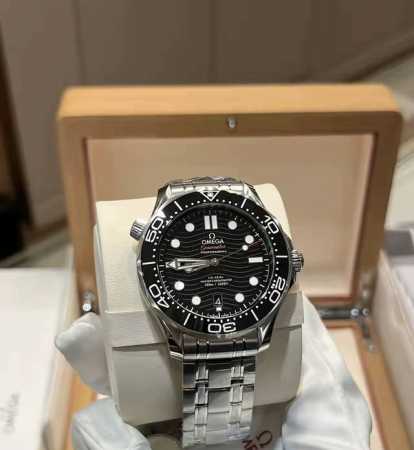 Omega Automatic Mechanical Movement 300m Master Chronometer Men's Watch Swiss Wa - Click Image to Close