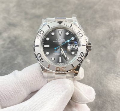 Rolex Yacht, the hottest yacht on Instagram! 40mm diameter Ddd