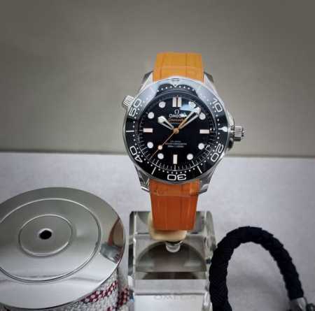 The latest Omega Seamaster Mitsubishi! The new model has arrived! Orange is the - Click Image to Close