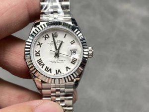 Compared To Time, It Is Late, But As A Gift, It Is Sincere, Every Detail Is Good