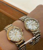 The white gold Lvcea watch embodies the brilliance of light and the charm of mod