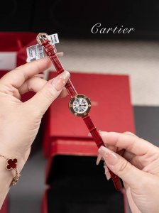 Gold-plated Encounter Luxury: Cartier Love Series Replica Watch Hesitant to own