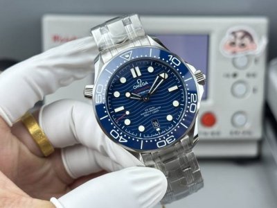 White-Gold Or-Factoy will begin a new chapter in the legendary replica watch se