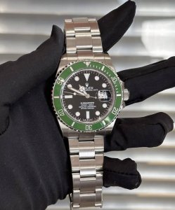 Rolex Submariner M126610Lv-0002 Automatic Oystersteel 41mm 23-year-old full set