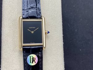 Dr Factory Production! Tank Must Series. The Tank Must watch draws direct inspi