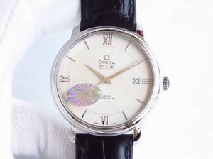 Butterfly Flying Series Watch. The elegant and slim appearance, with a simple a