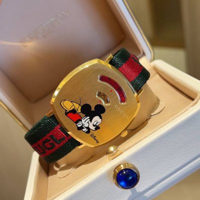Super cute Mickey Mouse watch has arrived! 35mm 3 Gucci unisex Disney X Gucci Gr