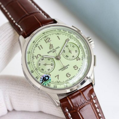 White 1650-gold steel band + 100 BLS New Arrival: Breitling Avenger B01 Chronogr