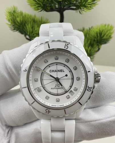 Full set of accessories Chanel J12 Caliber 12.1 watch, 38mm H5705 automatic wind