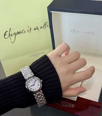 Longines La Grande Classique really understands working people! The Roman numera - Click Image to Close