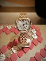 Diamond plus 20 gold plus 20 A8 Factory Piaget's new watch, the #piagetsixtie gi