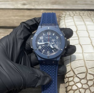 New models are mainly promoted by the store. is exclusive for tough guys. The s