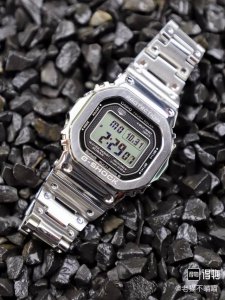 Limited Edition Small Square Brick Limited Edition Full Metal Model Gm-B5000 Fun