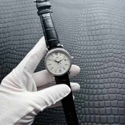 Iwc Wave Men's Mechanical Watch Featuring A Fully Automatic Mechanical Movement,