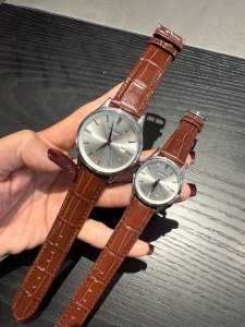 New Platinum Longines-Longines boutique couple's watch with classic three-hand