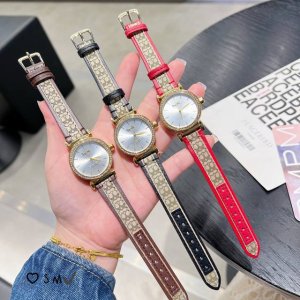 Coach Madison series women's watch with diamonds! The real thing is very high-en