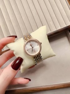 White Gold + 20 Diamonds 30 Upgraded Edition Omega - Omega's stunning debut in White Gold + 20 Diamonds 30 Upgraded Edition Omega - Omega's stunning debut in