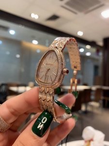 Official Synchronized Newly Upgraded Version During The Baselworld International