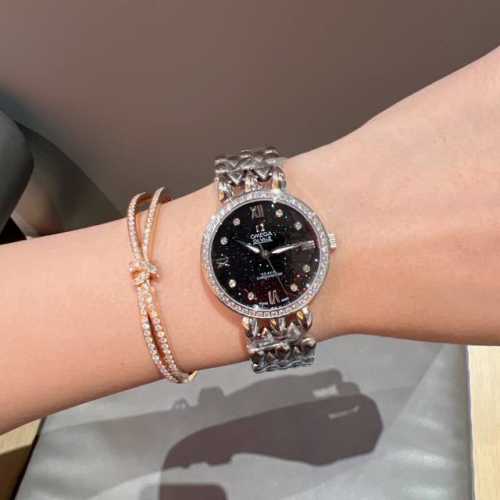 Omega Omega sapphire glass, beautifully set with diamonds, size: 33mm, thickness
