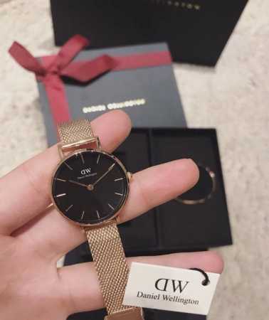 Dw Watches Christmas is here again! My husband prepared a gift for me in advance - Click Image to Close