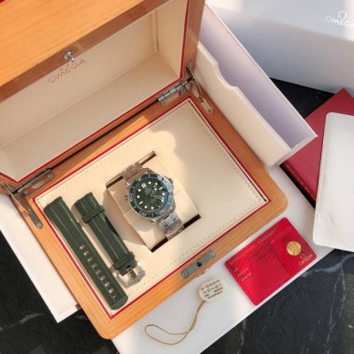 Omega Omega's New Green Horse Ocean Universe 300M Coaxial Master Chronometer 42M