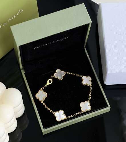 Van Cleef & Arpels' "5-Flower White Mother-Of-Pearl Bracelet" Is Very Elegant. T