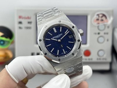 Today's recommendation: "The Audemars Piguet Royal Oak 2Bc Starry Blue, 39mm di