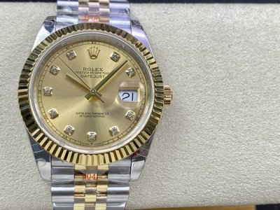 Rolex Datejust 41mm, the Rolex Datejust, features the supercaliber 904L, a power