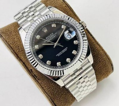 Rolex Datejust watch Model 126234 Scratch-resistant sapphire anti-reflective con