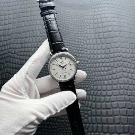 Iwc Wave Men's Mechanical Watch Featuring A Fully Automatic Mechanical Movement, - Click Image to Close