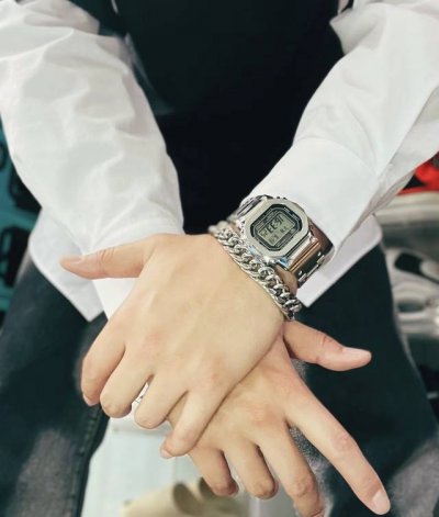 Shipping photos, finally shipped! Casio small gold brick, gold Gmw-B5000D-1Jfb50
