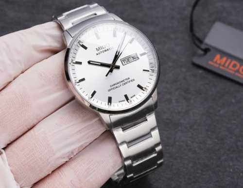 This watch is shipped with all four serial numbers matching. Returns and exchan