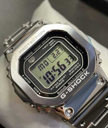 Hello everyone! A couple of days ago, I introduced the Casio gold watch, and tod