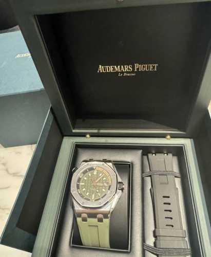 Ap Audemars Piguet Royal Oak Diver 15720 Avocado Green Octagonal Bezel #Ap #Aude