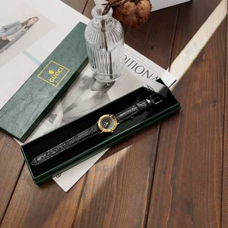 Gucci, 3000.2.L is a timepiece exquisitely designed by a top Italian designer an - Click Image to Close