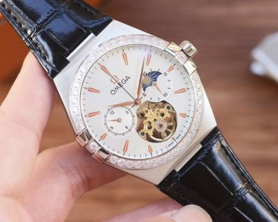 100, Golden Rose 870 Men's Favorite Multifunctional Watch Latest: Omega's Best D