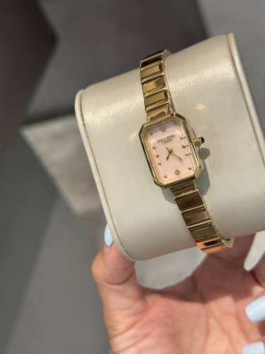 foreign trade version of Lola Rose Sugar Cube Green watch offers a new take on l
