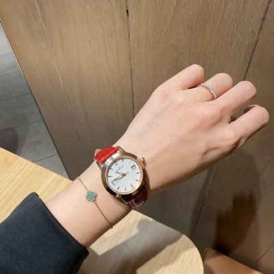 Jaeger-Lecoultre Jaeger-Lecoultre Best-Selling Women's Watch Of The Year, Sapphi